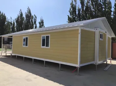 Prefab Expandable Container House with Deck Fence and Roof Top