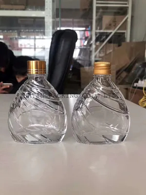 Shaped Molded Screwed Glass Bottle for Champagne Packing