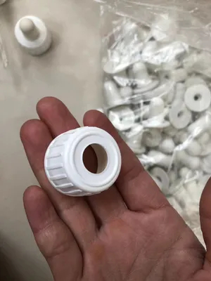 28′ White Cap with Silicone Rubber Head Bulb and Pipette