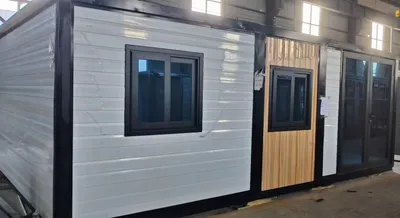 Flat Roof Expandable Folding 20FT Container House 2 Bedrooms 1 Bathroom 1 Kitchen