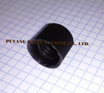 White/Black Caps for Pharmaceutical and Cosmetic Paccking