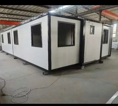 Fast Install Flat Roof Expandable Folding 20FT Container House 2 Bedrooms 1 Bathroom 1 Kitchen